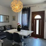 Tajana Apartment Sukošan