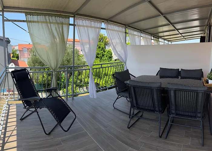 Tajana Apartment *